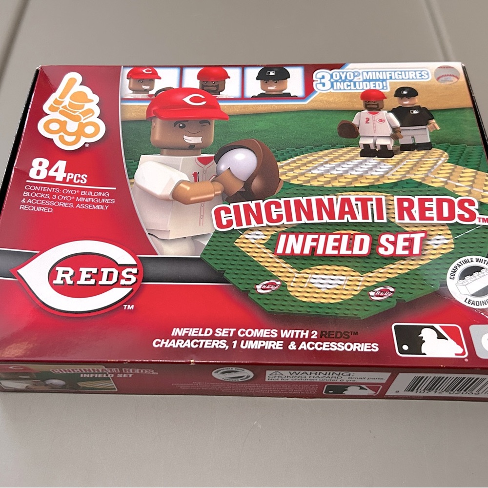 Cincinnati Reds Building Set